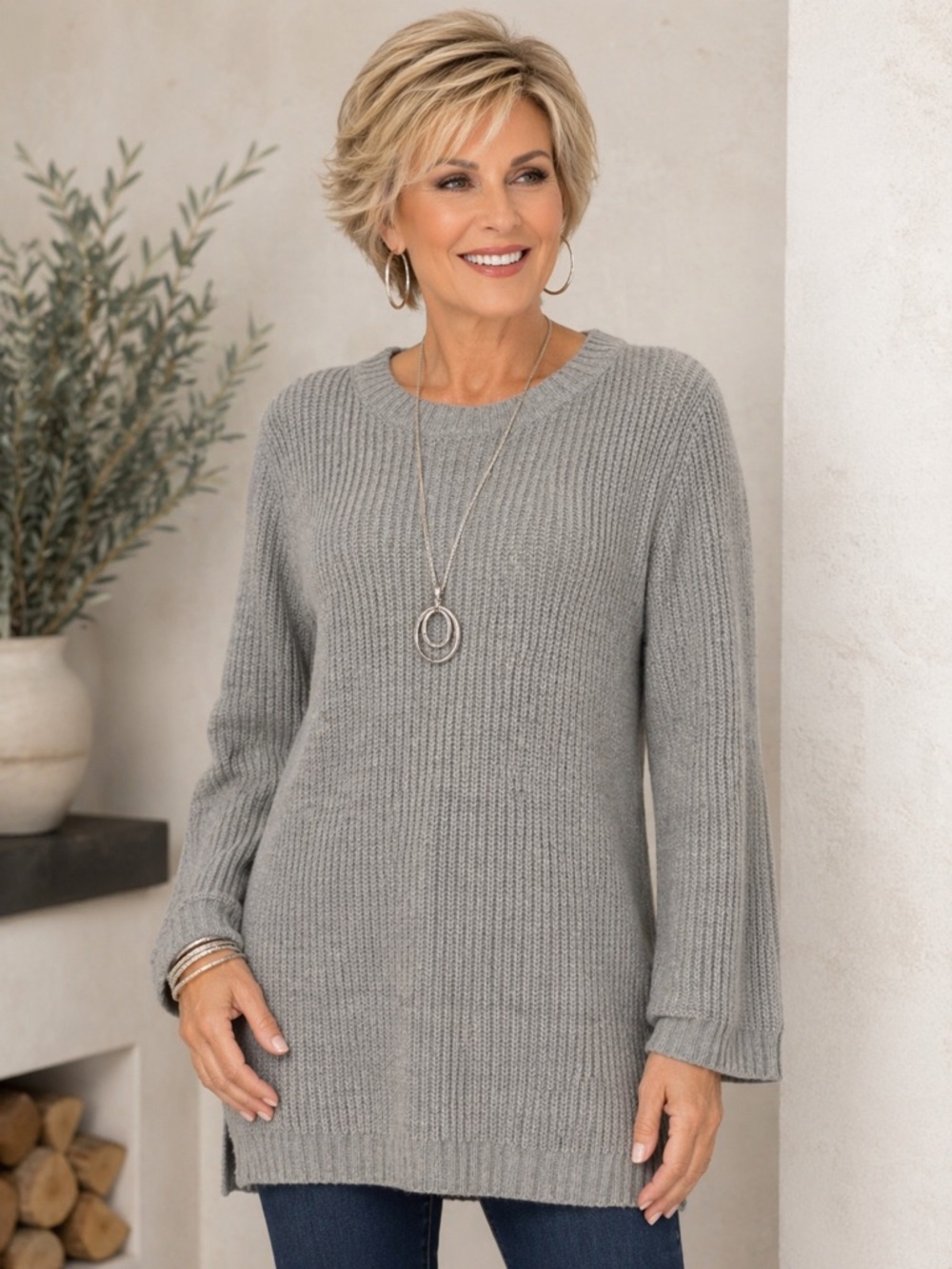 ✨🤍 Cozy Chic Oversized Sweater – Effortless Everyday Style! 🤍✨